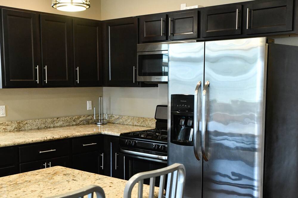 Photo of Kitchen in Mid-City