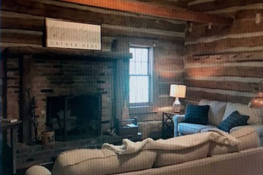Photo of Livingroom in Water Valley