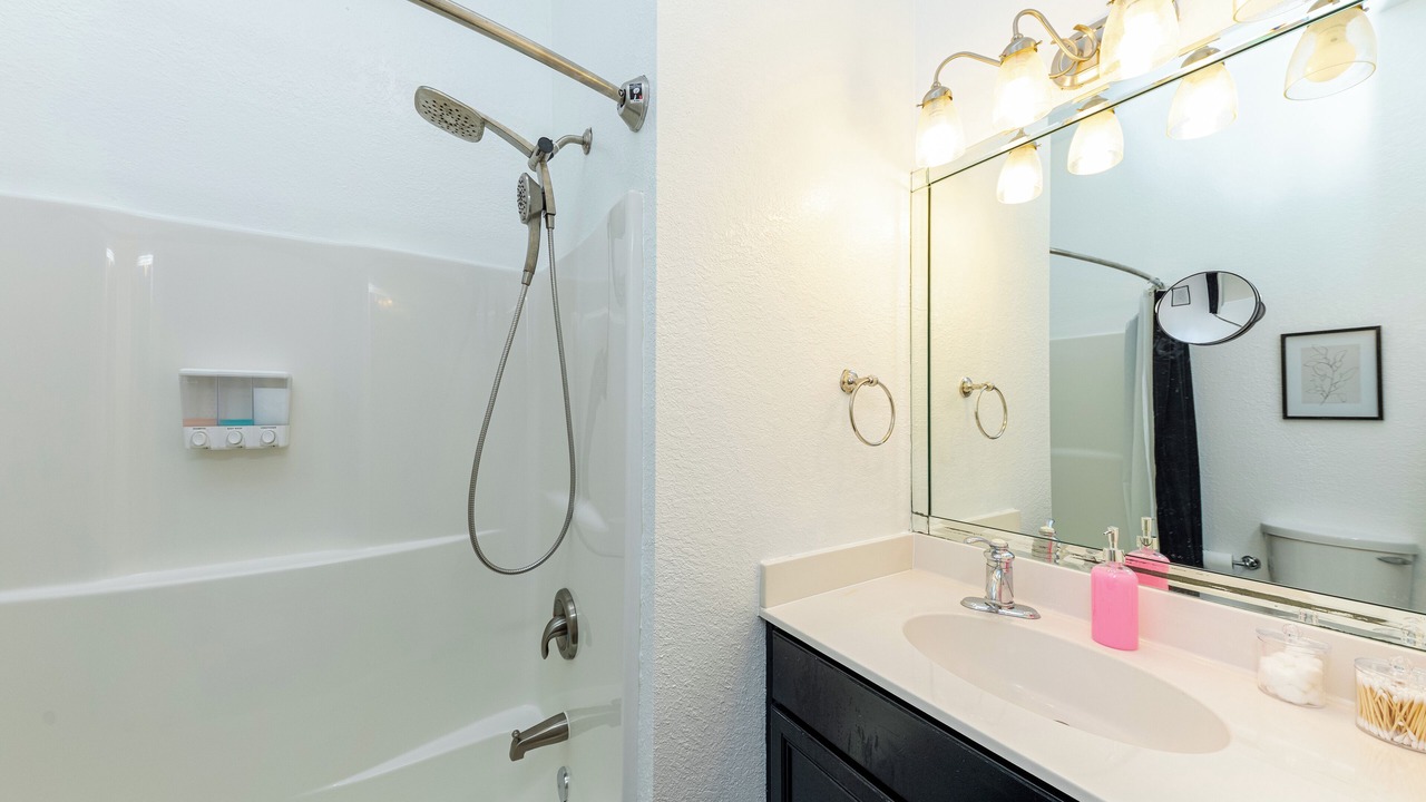 Photo of Bathroom in Dune Allen Beach