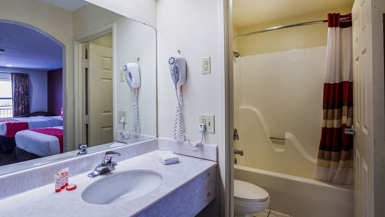 Photo of Bathroom in Port Allen
