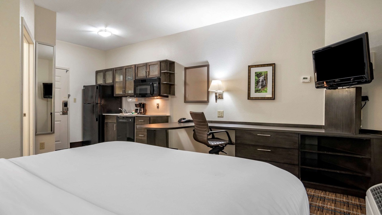 Photo of Bedroom in Denham Springs