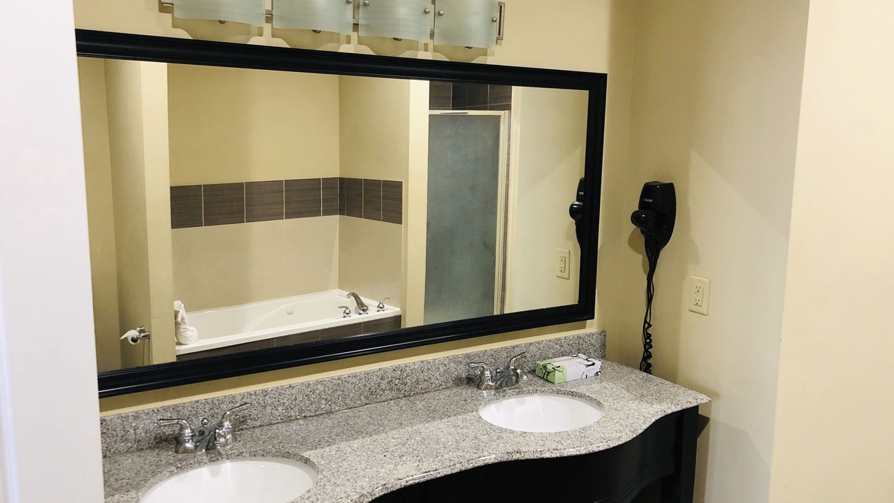 Photo of Bathroom in Lake Charles