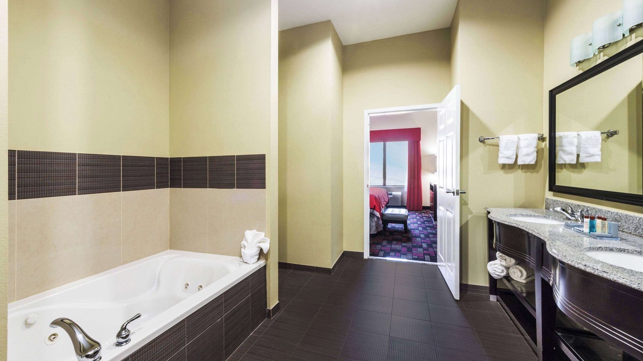 Photo of Bedroom in Lake Charles