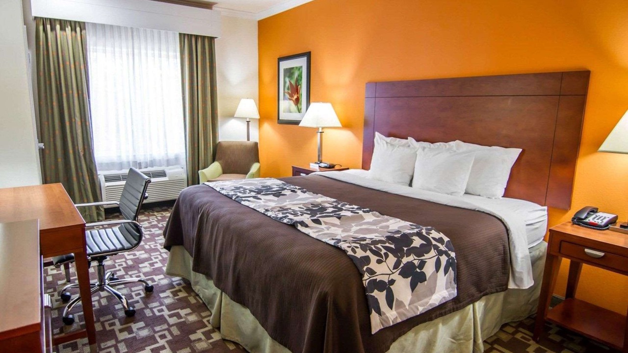 Photo of Bedroom in Shreveport