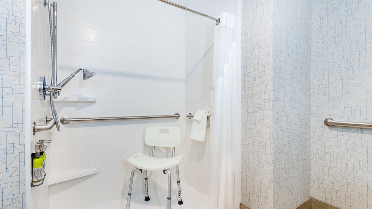 Photo of Bathroom in Niceville