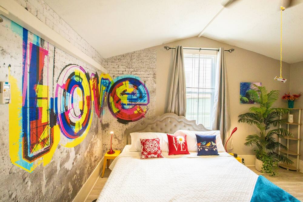 Photo of Bedroom in Seventh Ward