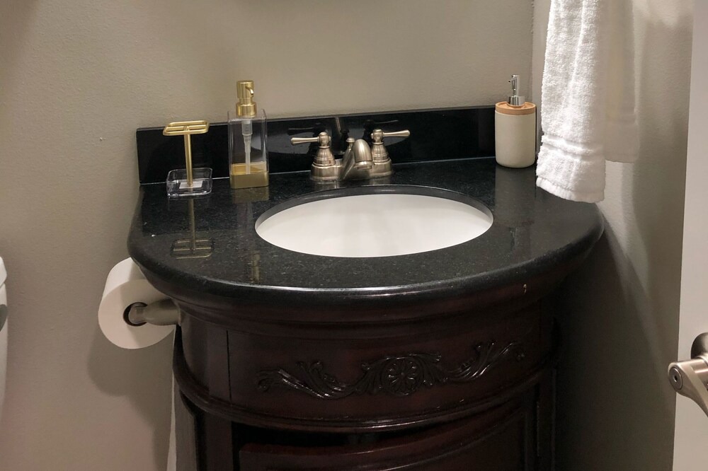 Photo of Bathroom in Royse City