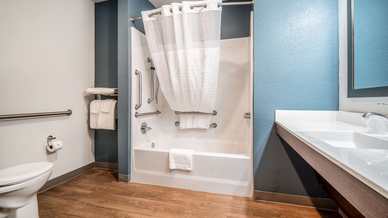 Photo of Bathroom in East Naples