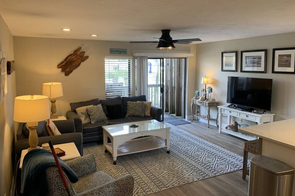 Photo of Livingroom in East End
