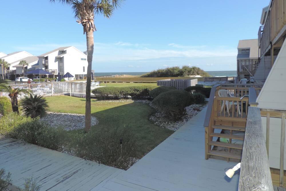 Photo of Outdoor in East End