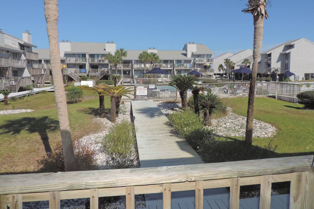 Photo of Outdoor in East End