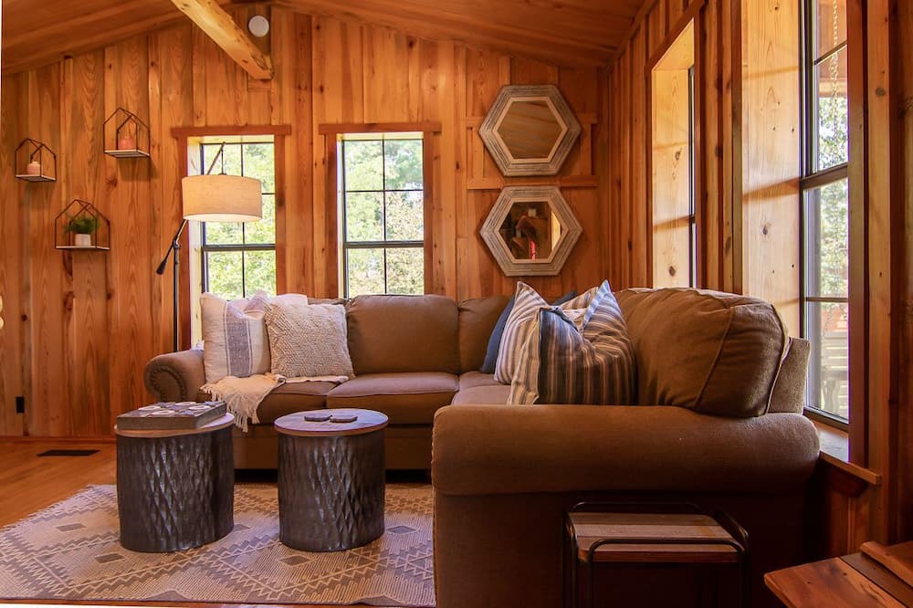 Photo of Livingroom in Smithville