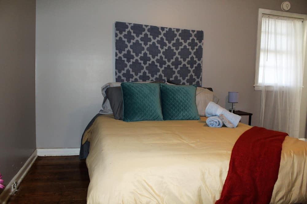 Photo of Bedroom in Forrest City
