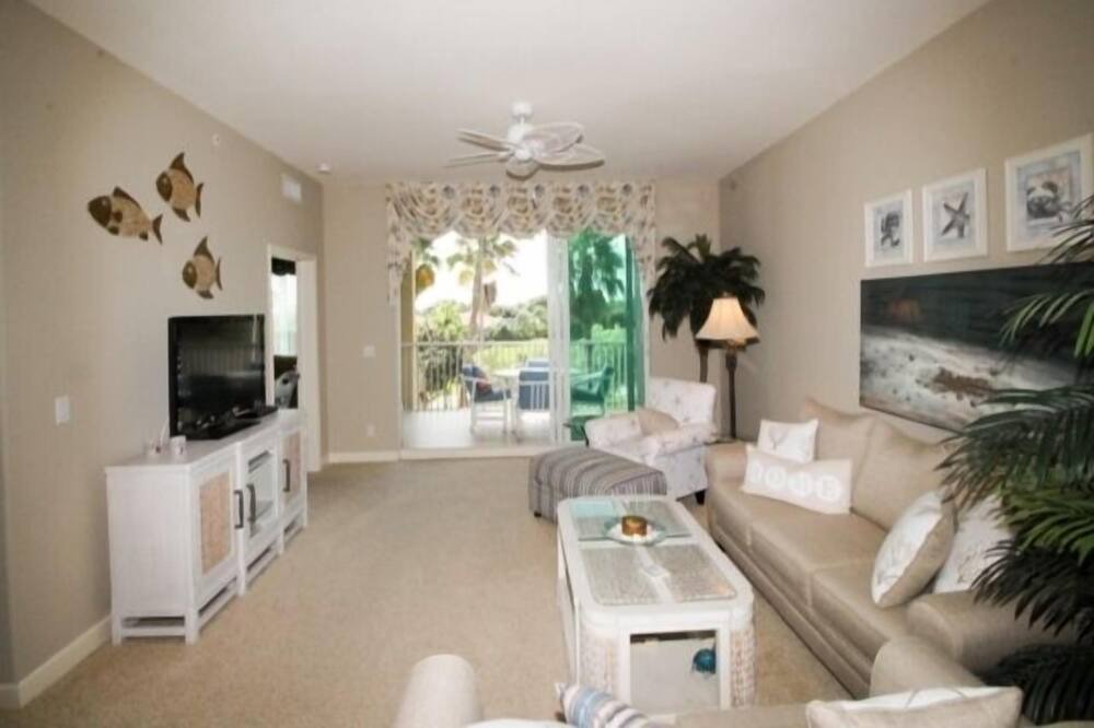 Photo of Livingroom in Rotonda West