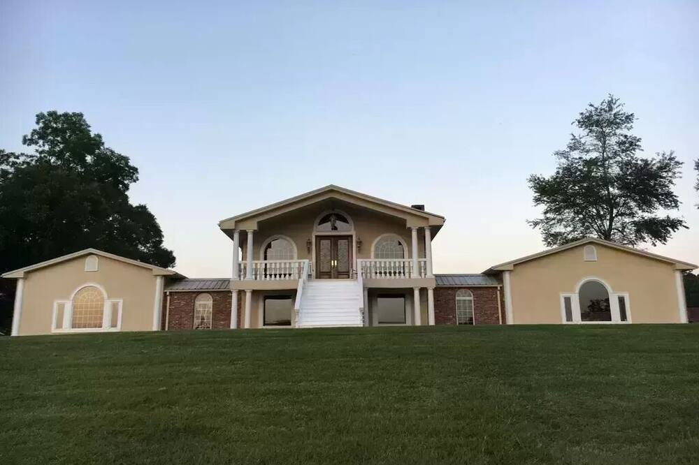 Photo of Outdoor in Magnolia