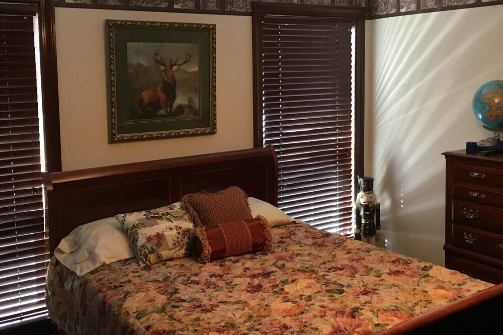 Photo of Bedroom in Magnolia