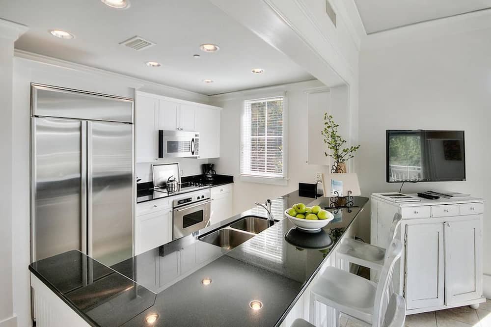 Photo of Kitchen in Beach District