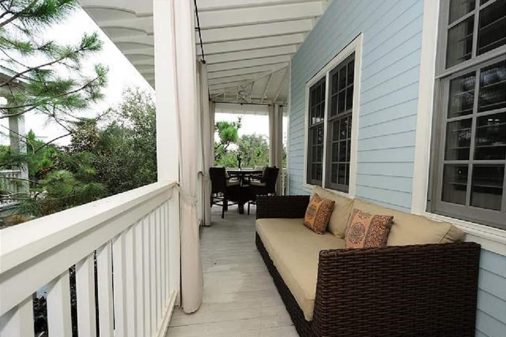 Photo of Patio Balcony in Watercolor