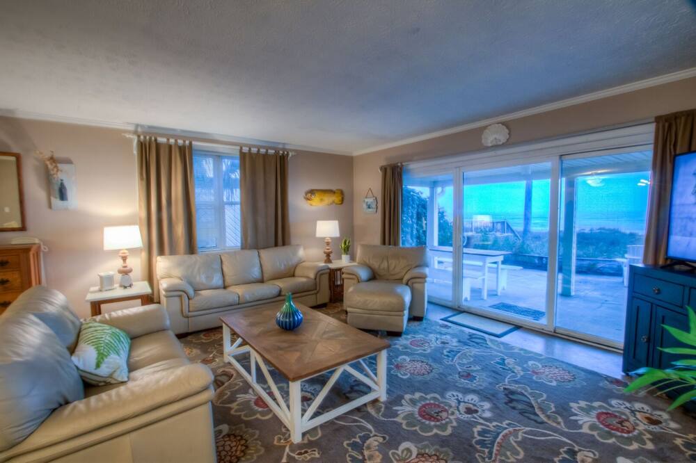 Photo of Others in Laguna Beach Estates