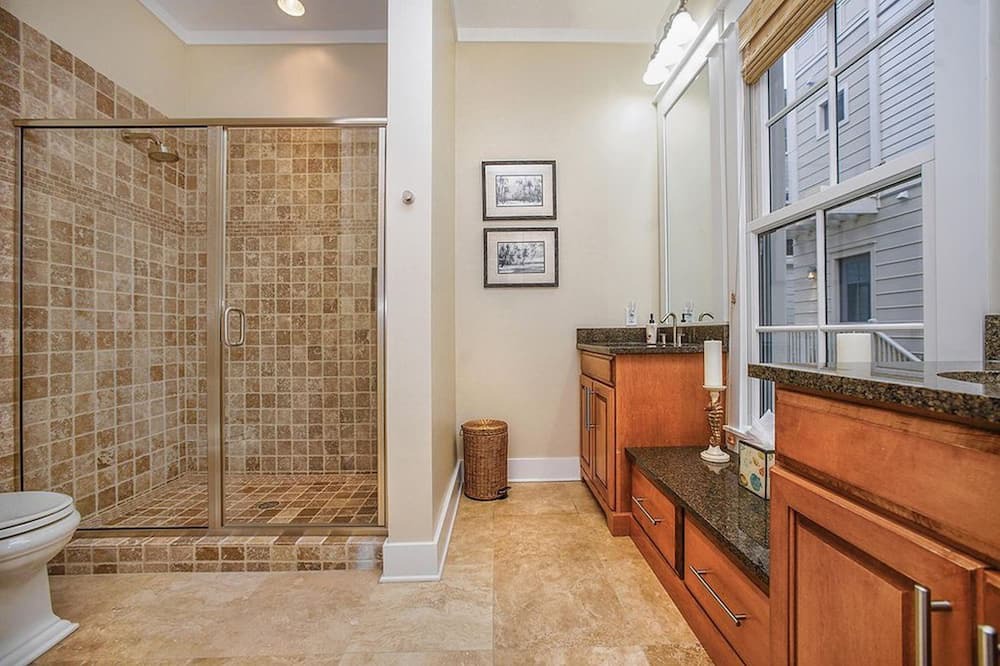 Photo of Bathroom in Seaside