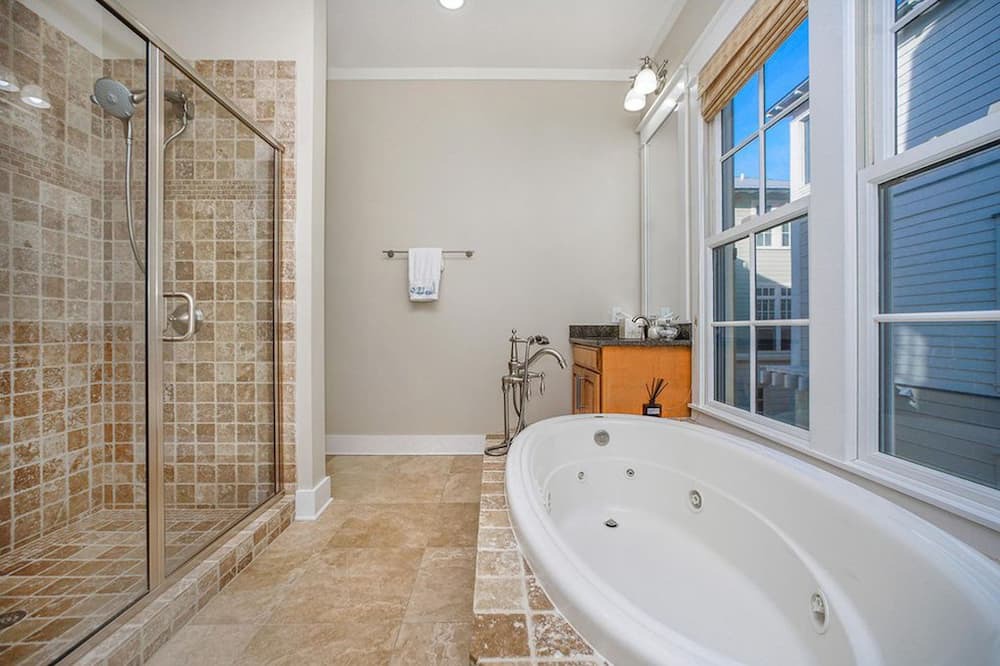 Photo of Bathroom in Seaside
