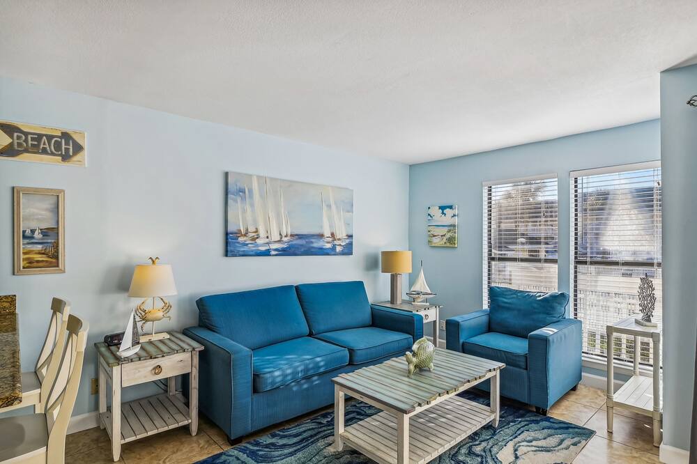 Photo of Livingroom in Holiday Isle