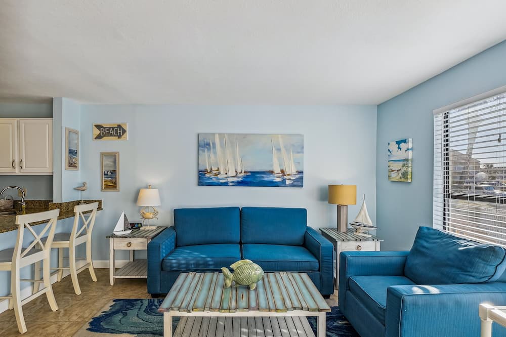 Photo of Livingroom in Holiday Isle