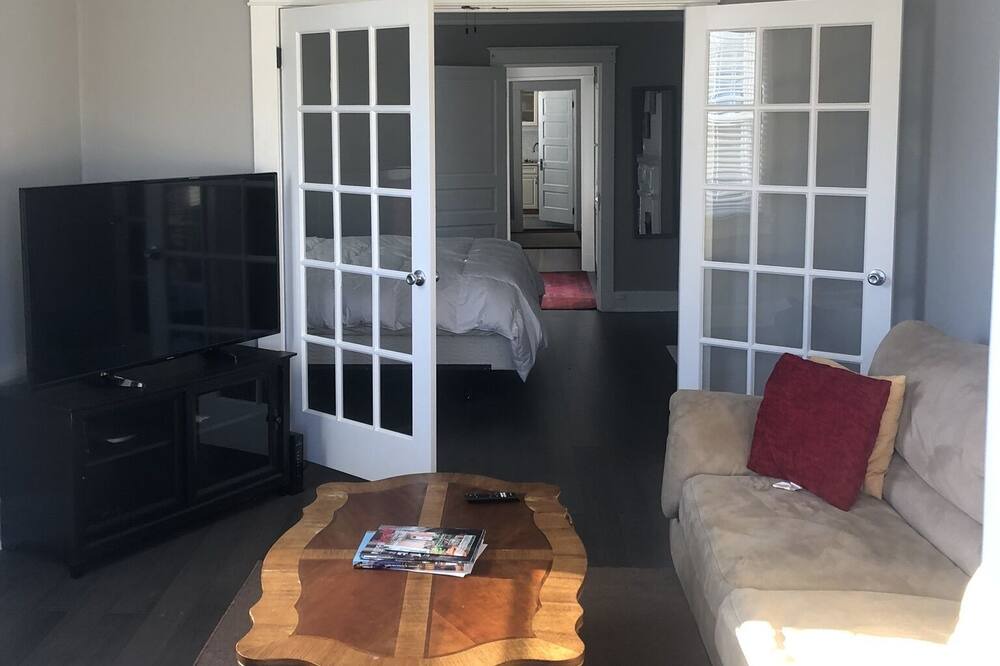 Photo of Livingroom in Fairgrounds