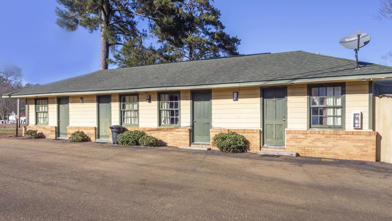 Photo of Outdoor in Brookhaven