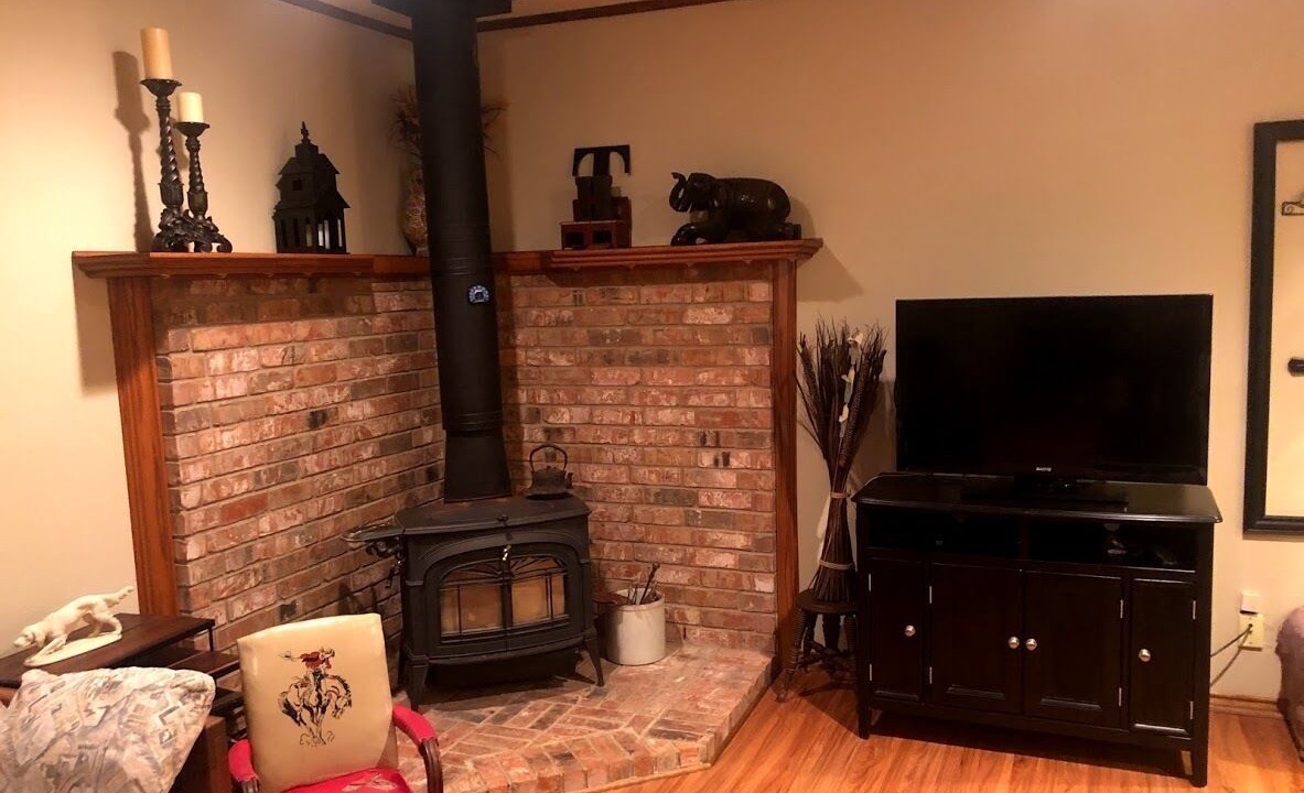 Photo of Livingroom in Smith County