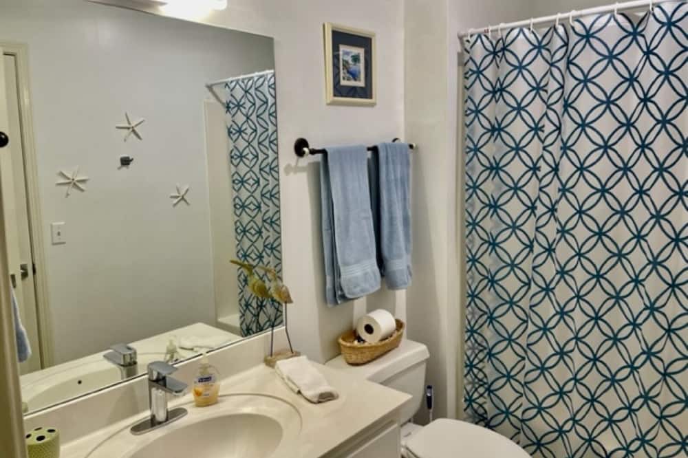 Photo of Bathroom in Bid-a-wee Beach