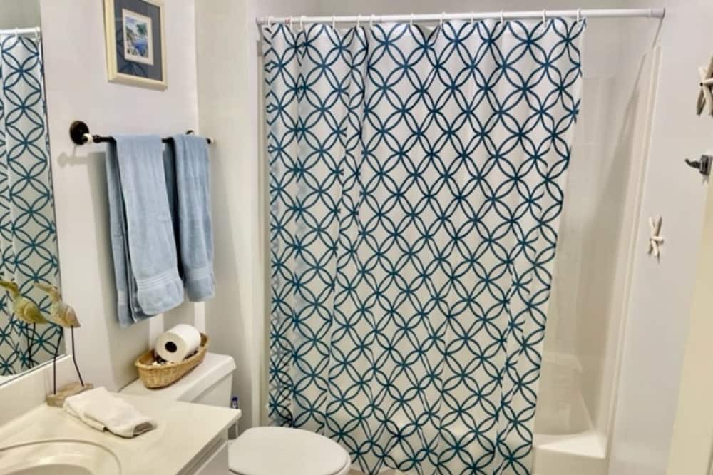 Photo of Bathroom in Bid-a-wee Beach