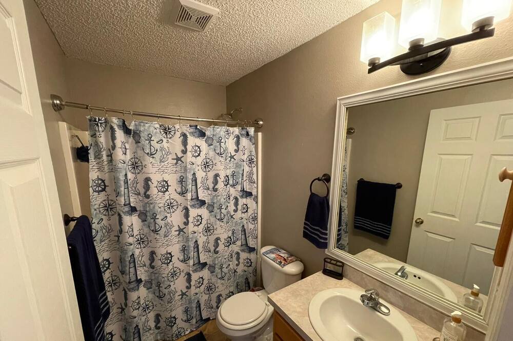 Photo of Bathroom in Port Malabar