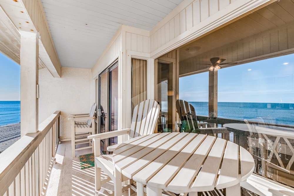 Photo of Outdoor in Fort Bay