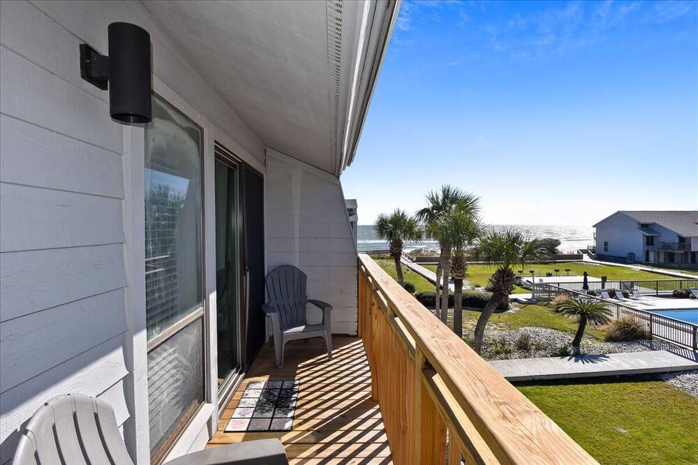 Photo of Patio Balcony in East End