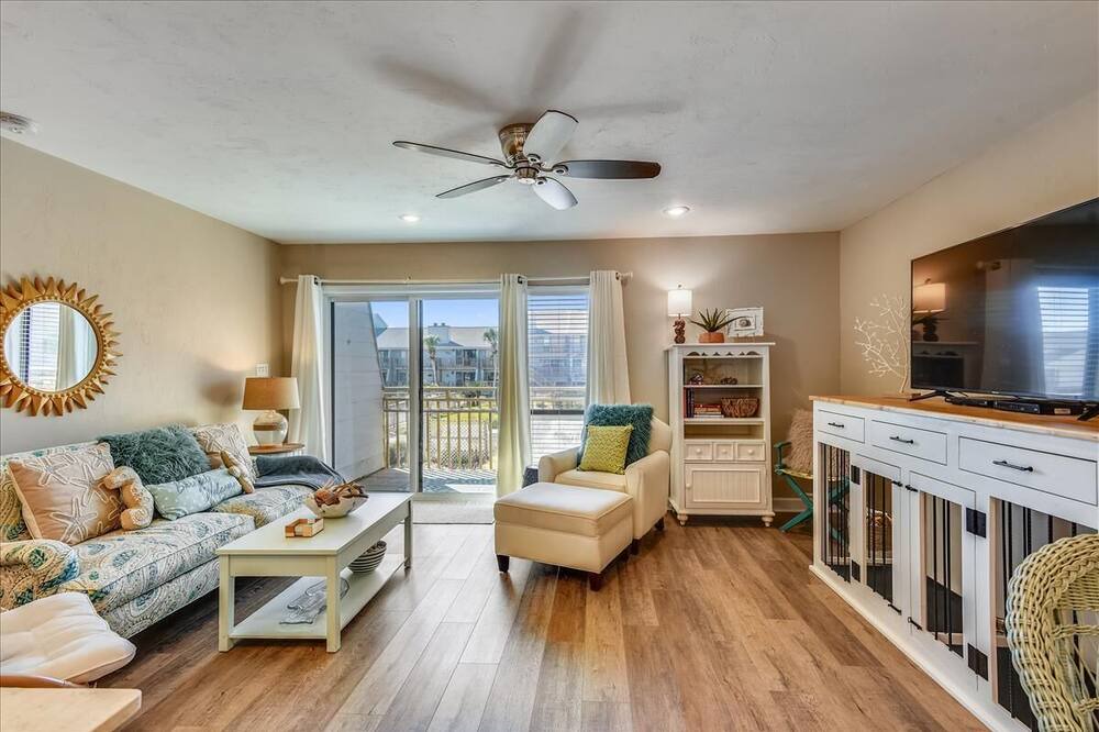 Photo of Livingroom in East End