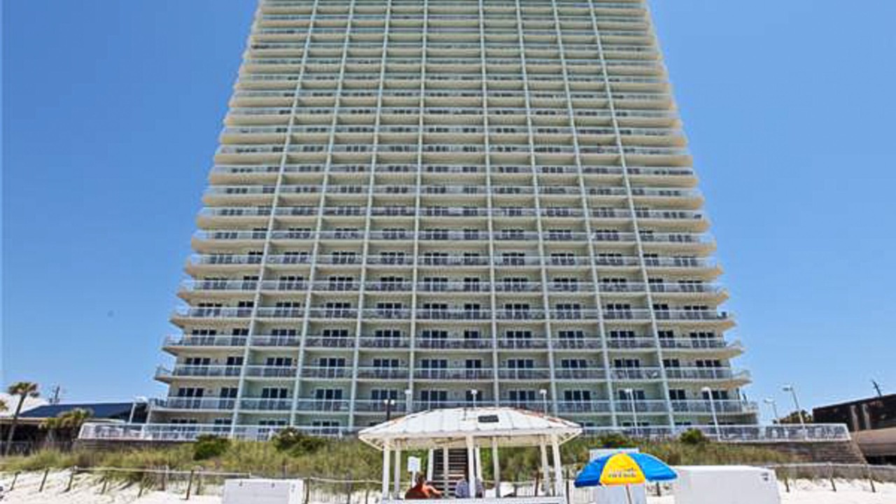 Photo of Outdoor in Biltmore Beach