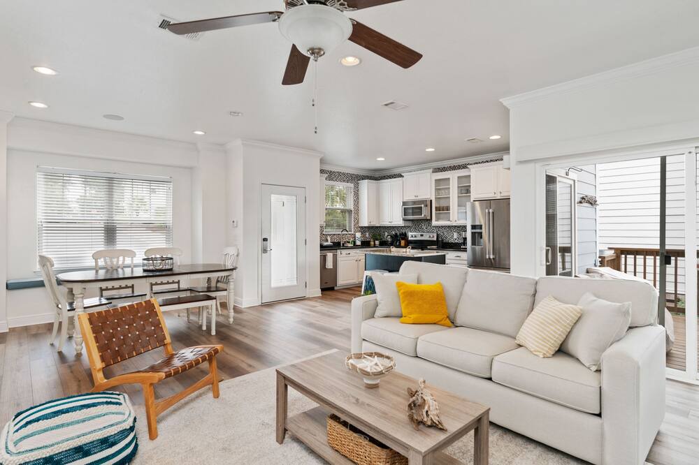 Photo of Livingroom in West Panama City Beach