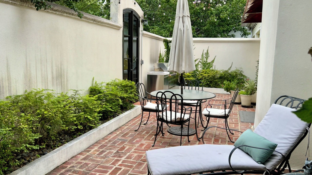 Photo of Outdoor in Fondren