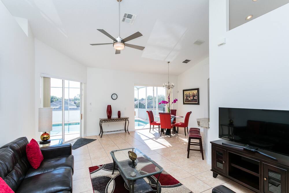 Photo of Others in Lake Davenport Estates