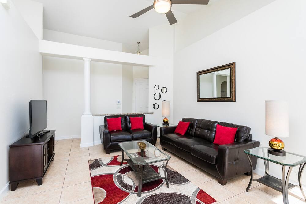 Photo of Others in Lake Davenport Estates
