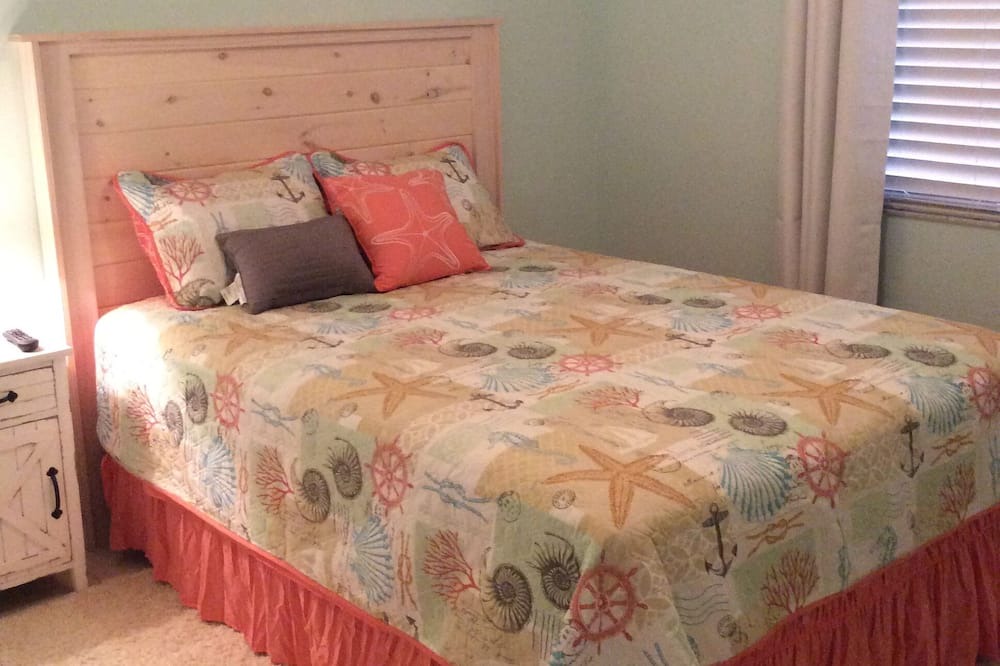 Photo of Bedroom in Estero
