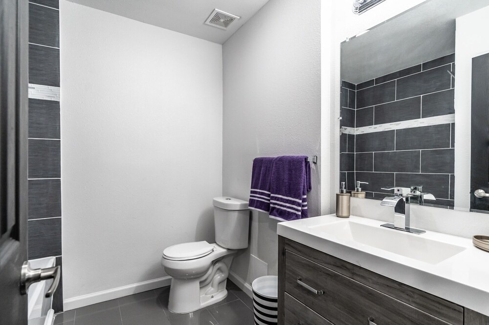 Photo of Bathroom in Northside