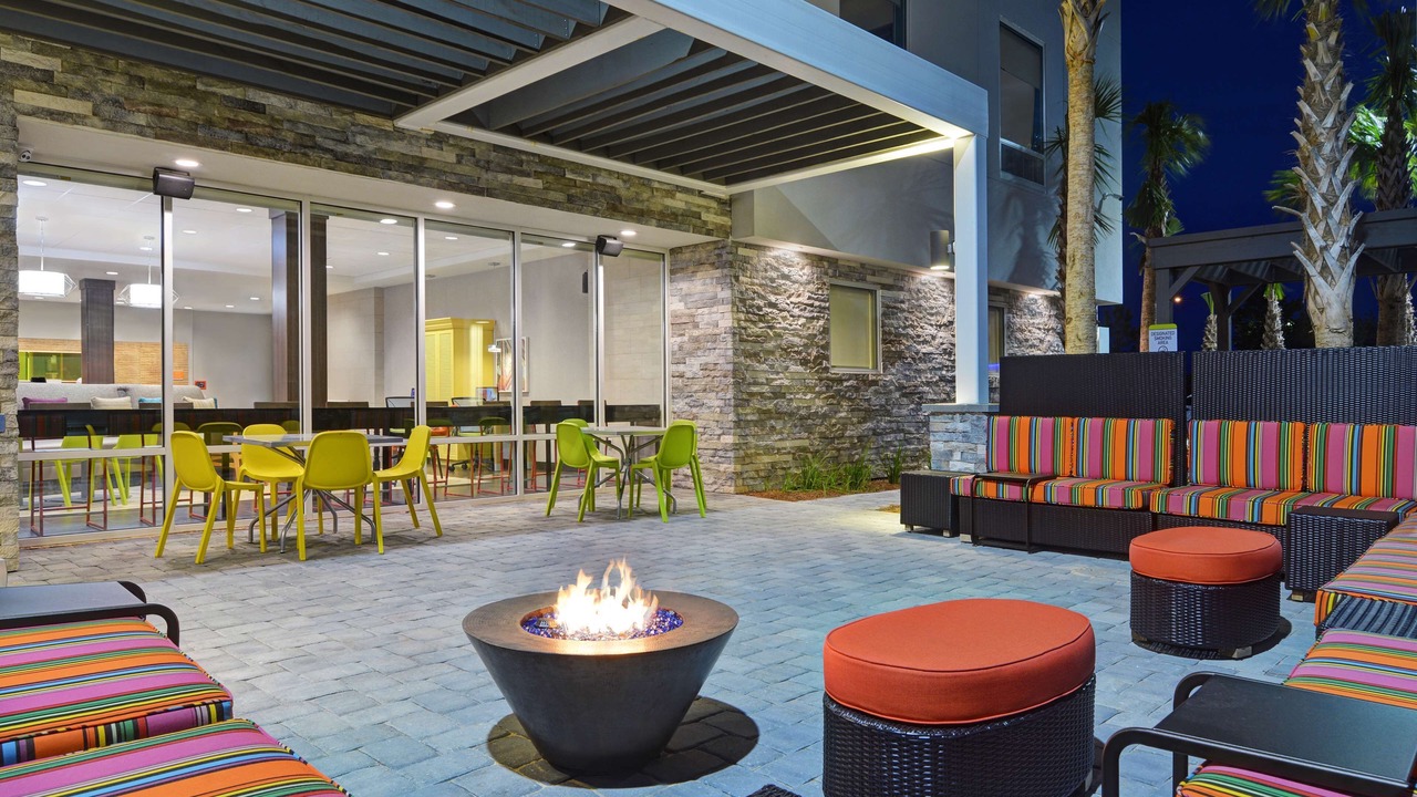 Photo of Patio Balcony in Upper Grand Lagoon