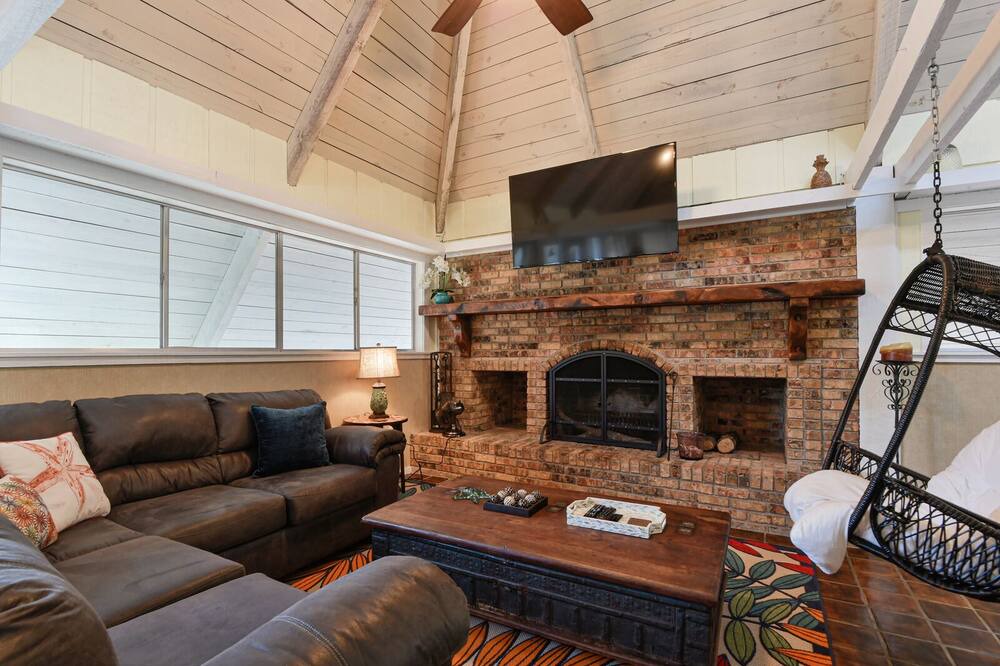 Photo of Livingroom in Diamondhead