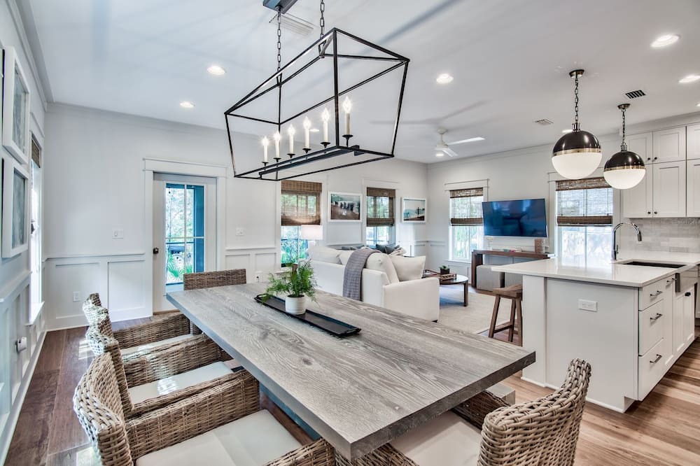 Photo of Kitchen in White's Gulfview