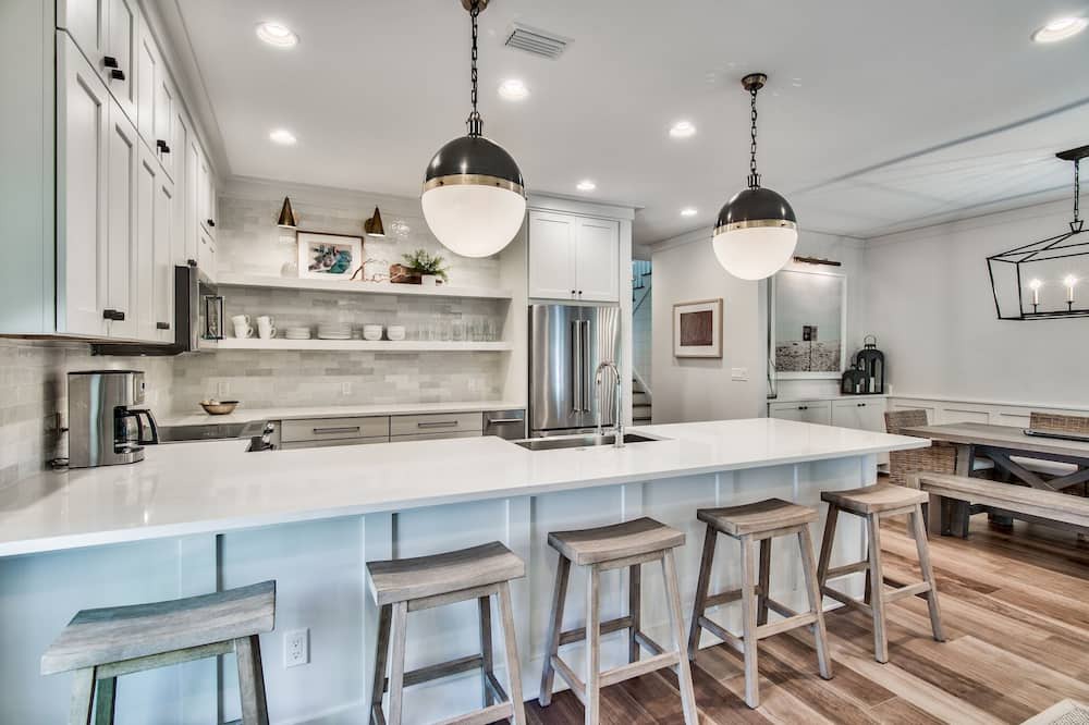 Photo of Kitchen in White's Gulfview