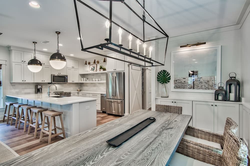 Photo of Kitchen in White's Gulfview