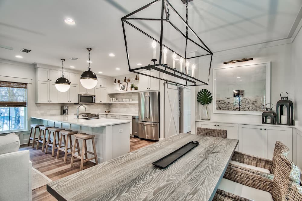 Photo of Kitchen in White's Gulfview
