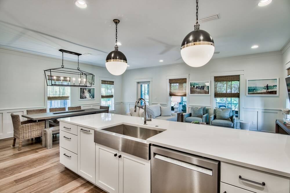 Photo of Kitchen in White's Gulfview